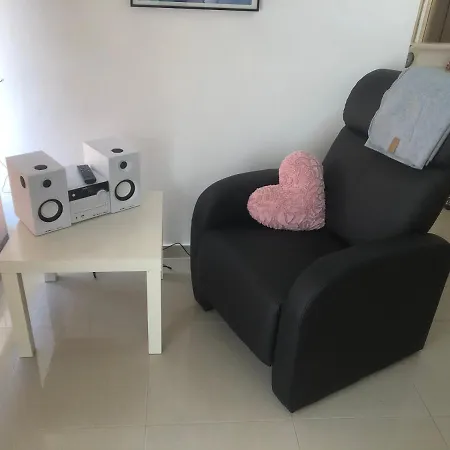 Vakantiehuis Casa Fiore - 2 Bed House 10 Mins Walk To Centre Rhodes City