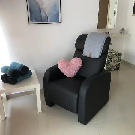 Vakantiehuis Casa Fiore - 2 Bed House 10 Mins Walk To Centre