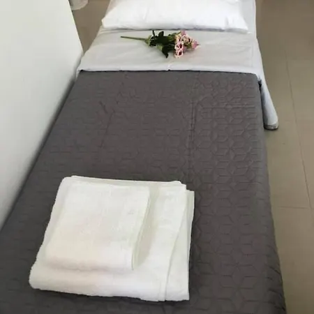 Casa Fiore - 2 Bed House 10 Mins Walk To Centre Rhodes City