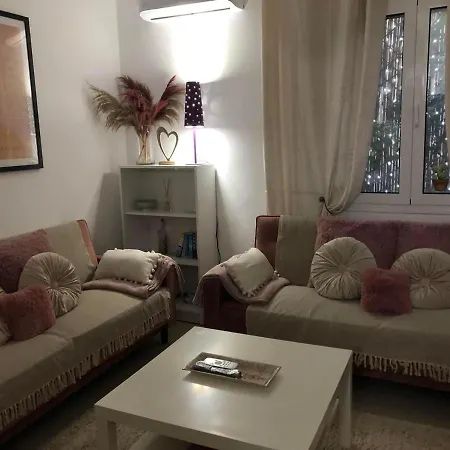 Casa Fiore - 2 Bed House 10 Mins Walk To Centre Vakantiehuis